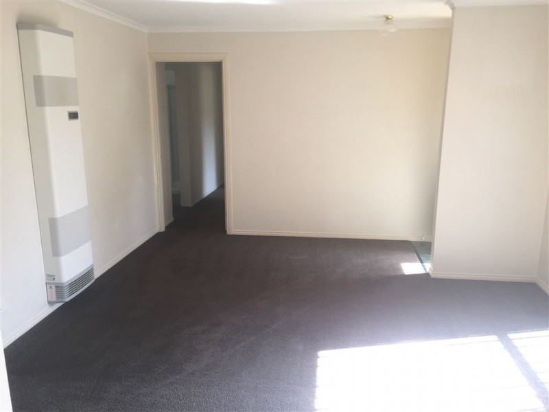 22 Jacqueline Place, Pakenham VIC 3810