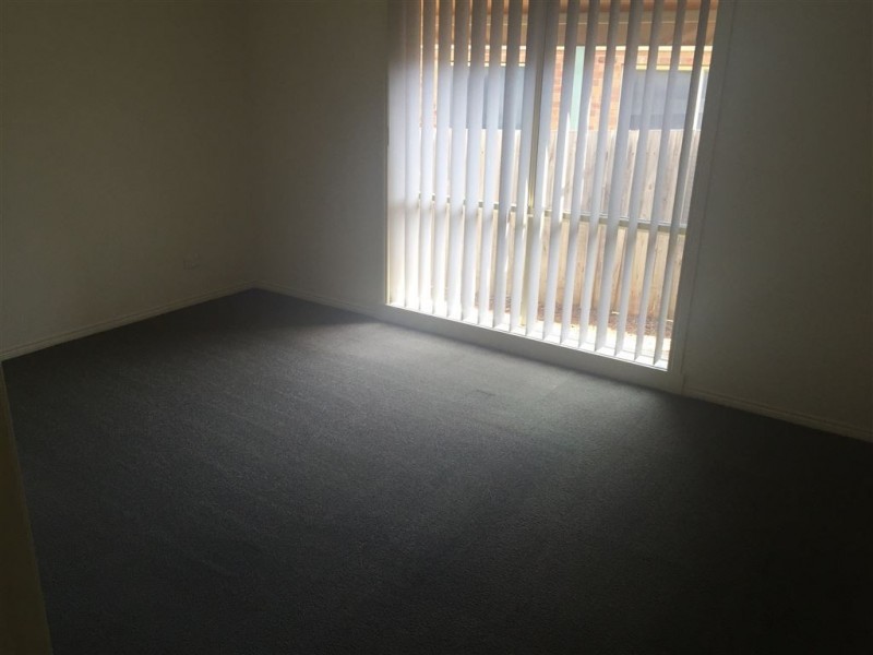 22 Jacqueline Place, Pakenham VIC 3810