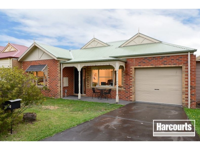 32 Waterbush Crescent, Lyndhurst VIC 3975