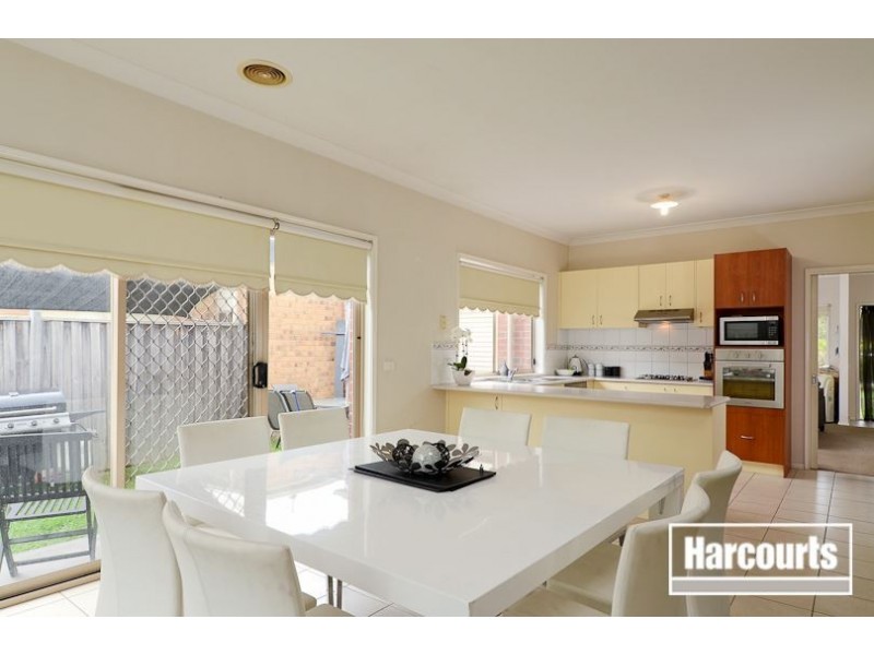 32 Waterbush Crescent, Lyndhurst VIC 3975