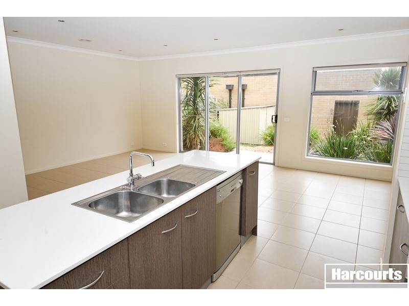 78 Mannavue Boulevard, Cranbourne North VIC 3977
