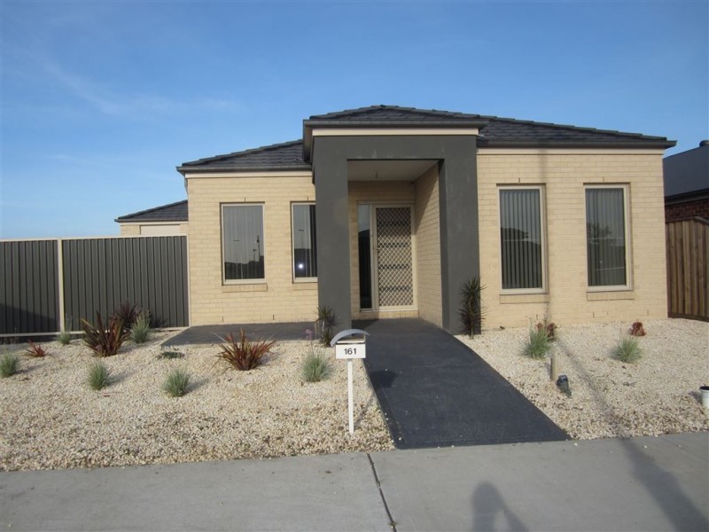 161 Viewgrand Drive, Berwick VIC 3806