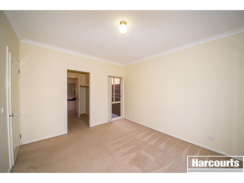12 Gracehill Mews, Cranbourne VIC 3977