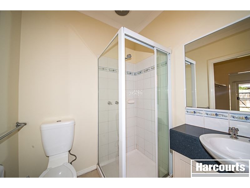 12 Gracehill Mews, Cranbourne VIC 3977