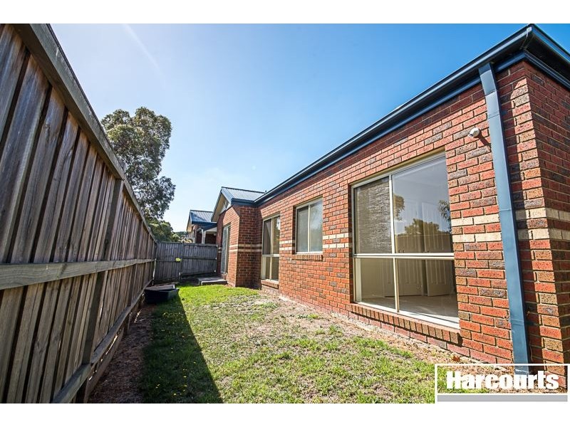 12 Gracehill Mews, Cranbourne VIC 3977