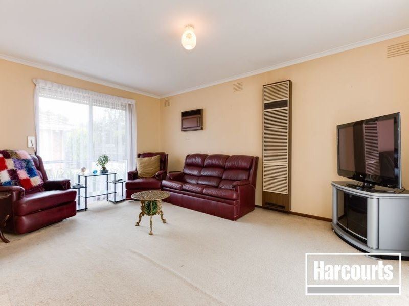 1/8 Lyall Street, Cranbourne VIC 3977