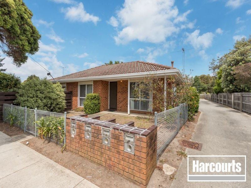 1/8 Lyall Street, Cranbourne VIC 3977