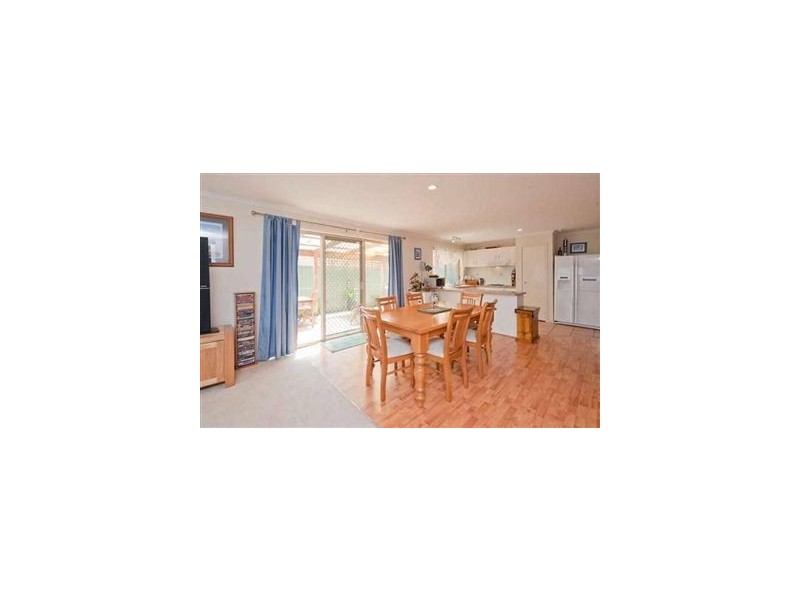 7 Masterton Place, Cranbourne East VIC 3977