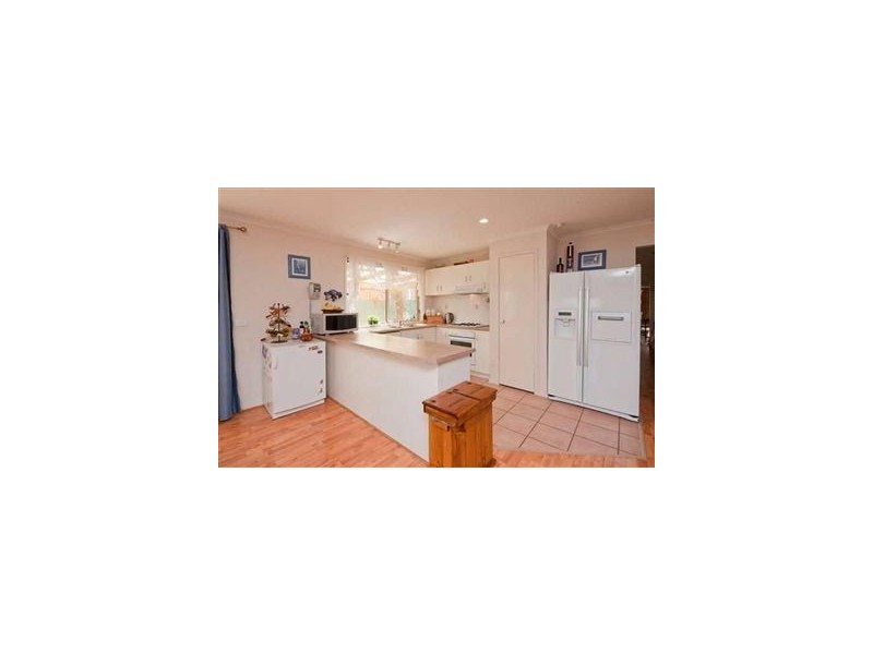 7 Masterton Place, Cranbourne East VIC 3977