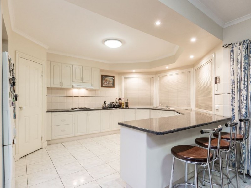 22 The Promenade, Narre Warren South VIC 3805