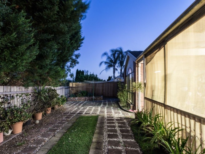 22 The Promenade, Narre Warren South VIC 3805