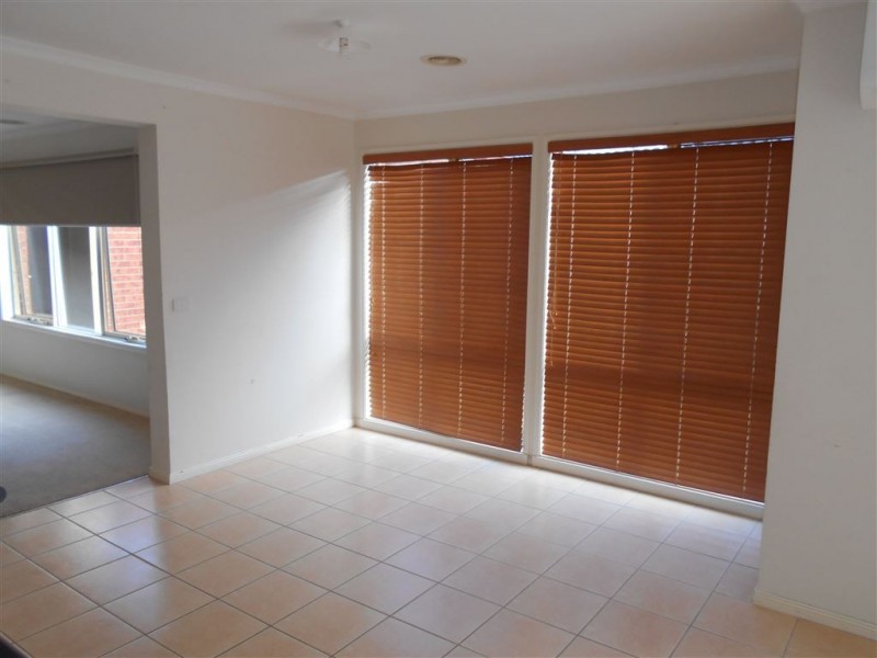 11 Taunton Court, Narre Warren South VIC 3805