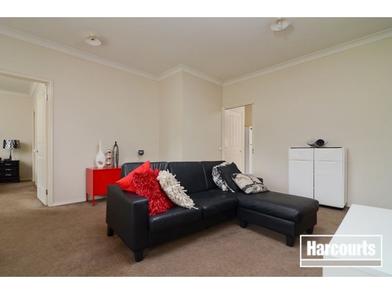 32 Waterbush Crescent, Lyndhurst VIC 3975