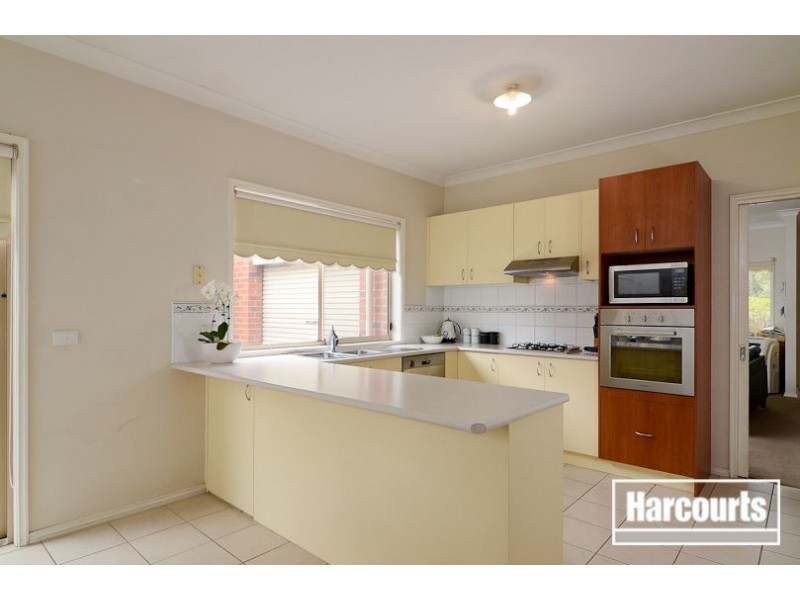 32 Waterbush Crescent, Lyndhurst VIC 3975