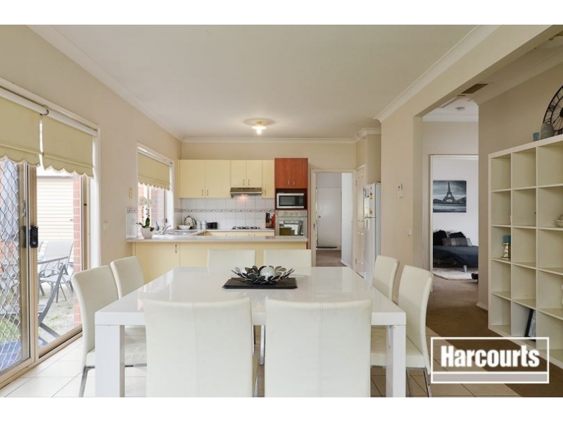 32 Waterbush Crescent, Lyndhurst VIC 3975