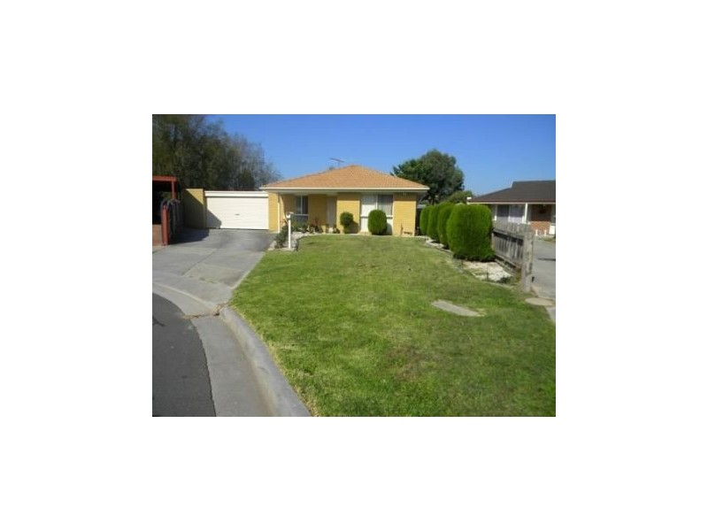 31 Terrence Drive, Cranbourne North VIC 3977