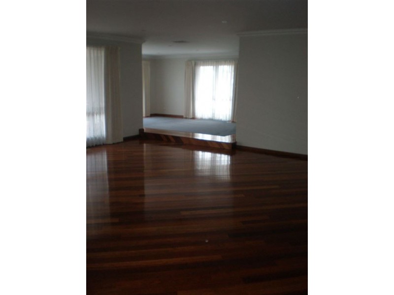 103 Robinswood Parade, Narre Warren South VIC 3805