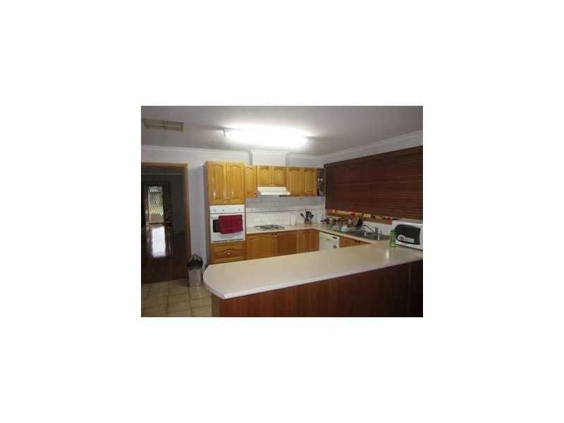 12 Badger Court, Narre Warren VIC 3805