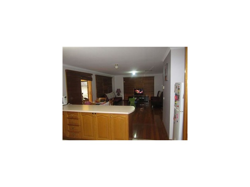 12 Badger Court, Narre Warren VIC 3805