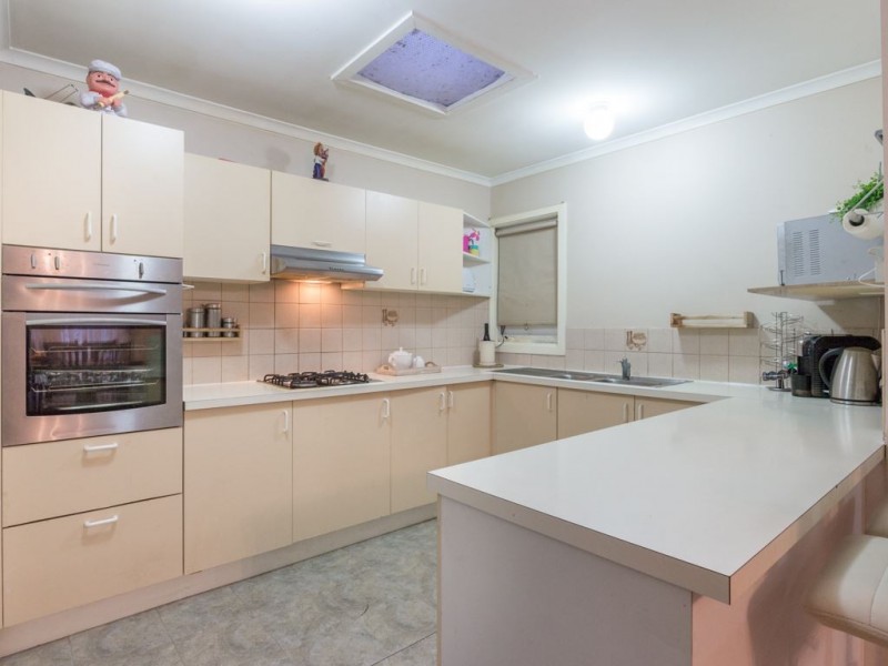 2/23 Melissa Court, Hampton Park VIC 3976
