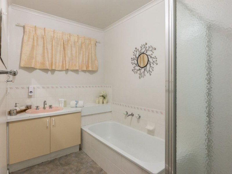 2/23 Melissa Court, Hampton Park VIC 3976