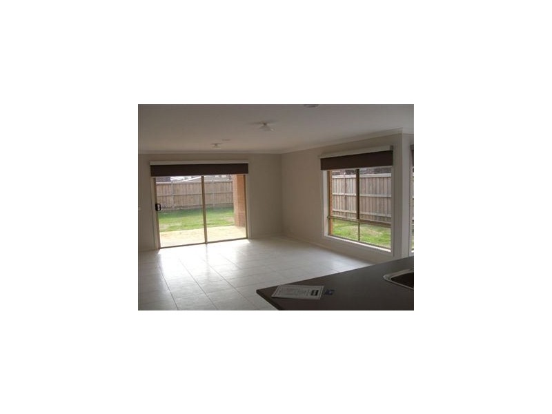 174 Linsell Boulevard, Cranbourne East VIC 3977