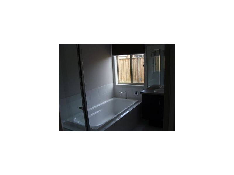 174 Linsell Boulevard, Cranbourne East VIC 3977