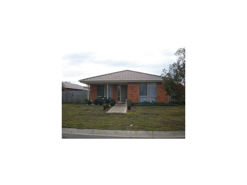 11 Fishburn Place, Cranbourne VIC 3977