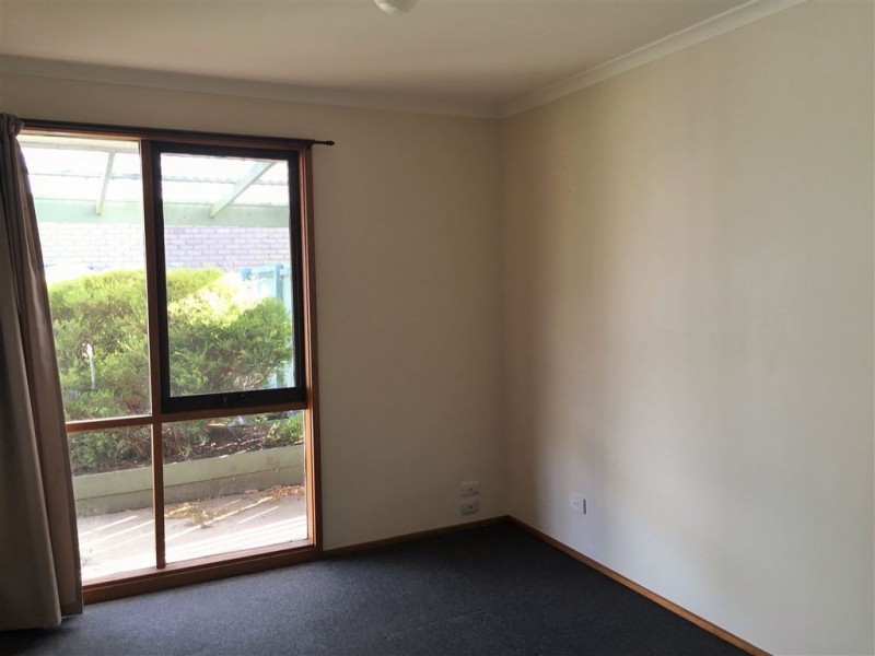 8 Redwood Court, Narre Warren VIC 3805