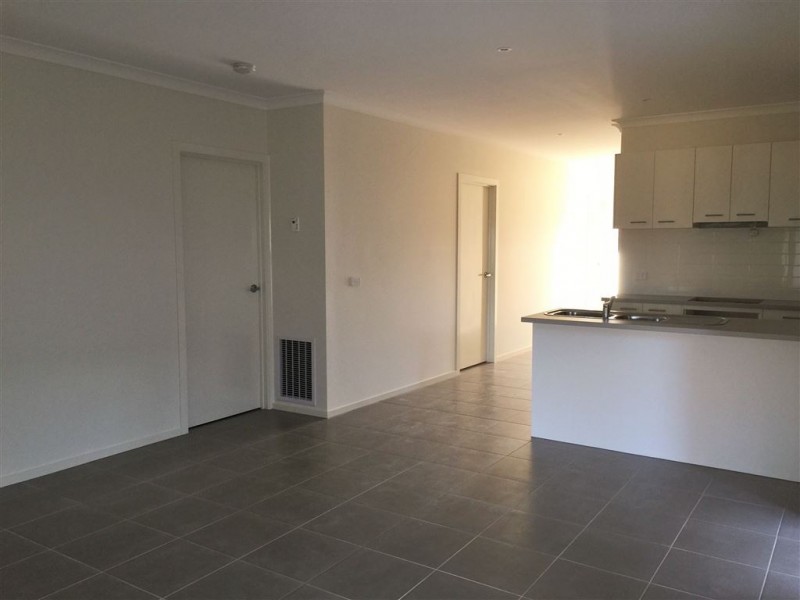 3 Hackberry Place, Berwick VIC 3806