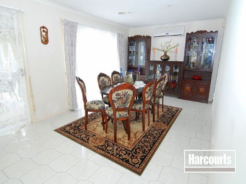 16 Teal Court, Narre Warren South VIC 3805