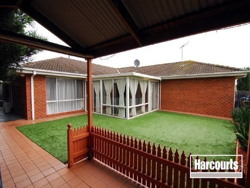 16 Teal Court, Narre Warren South VIC 3805