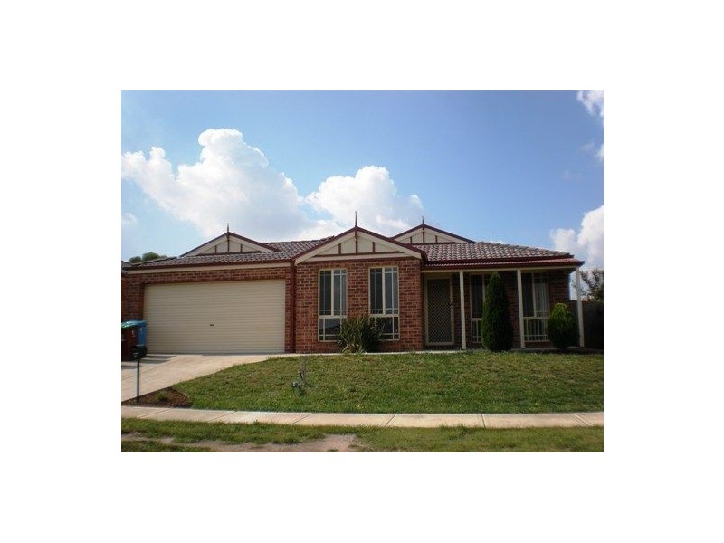 10 Carly Close, Narre Warren South VIC 3805