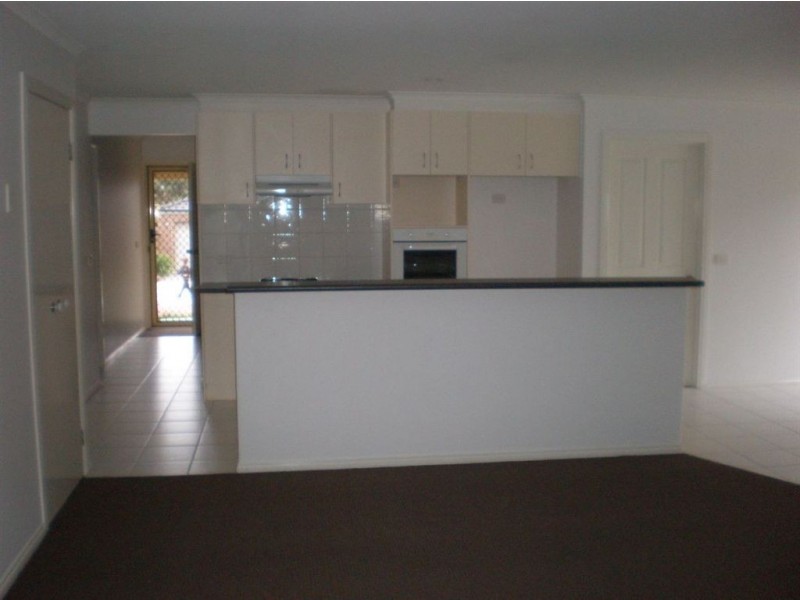 10 Carly Close, Narre Warren South VIC 3805