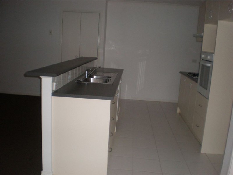 10 Carly Close, Narre Warren South VIC 3805