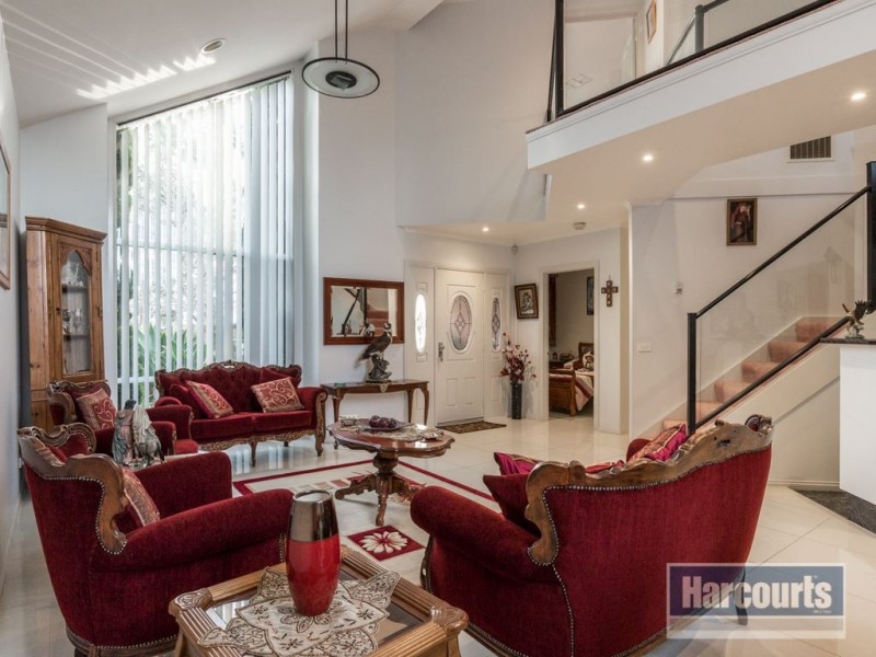 8 Walcott Place,, Narre Warren South VIC 3805