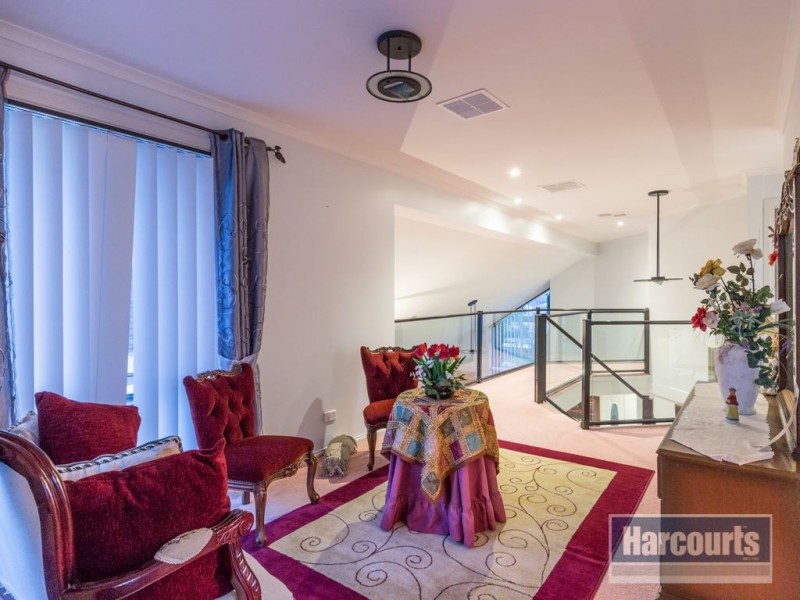 8 Walcott Place,, Narre Warren South VIC 3805