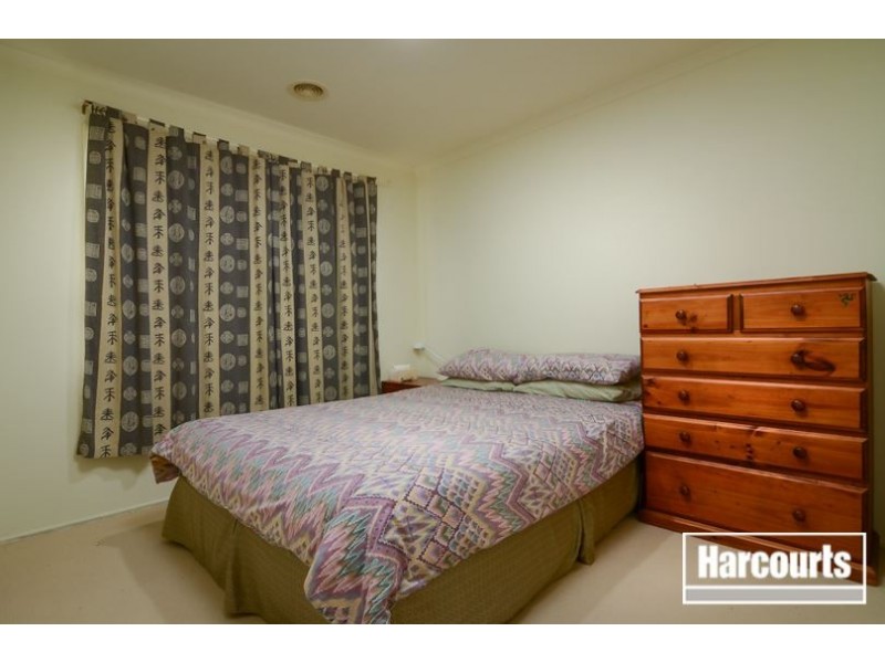 50 Robinswood Parade, Narre Warren South VIC 3805