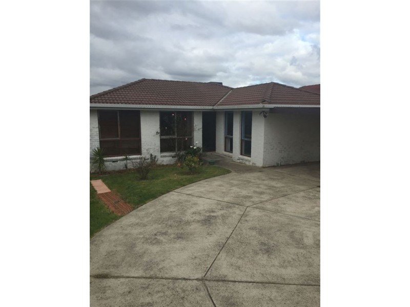 8 Fitzgerald Road, Hallam VIC 3803