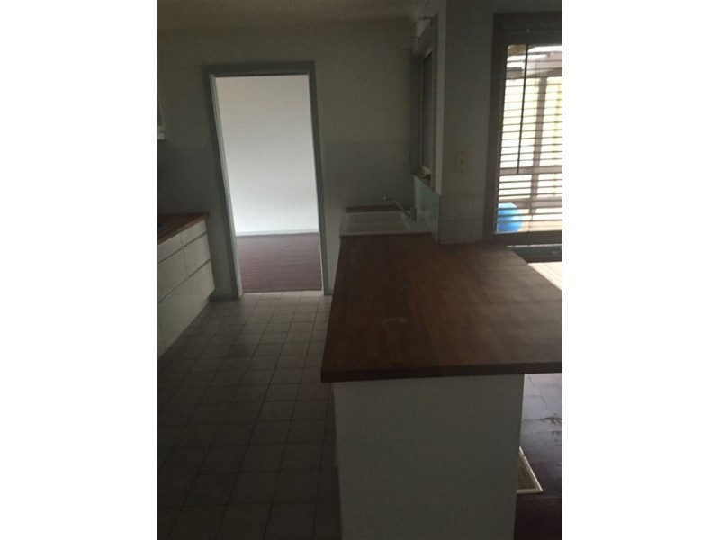 8 Fitzgerald Road, Hallam VIC 3803