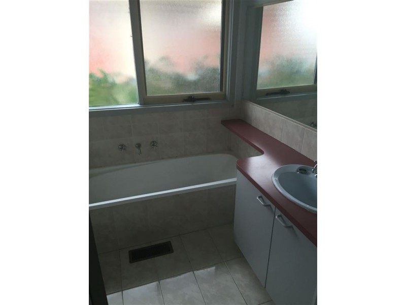 8 Fitzgerald Road, Hallam VIC 3803