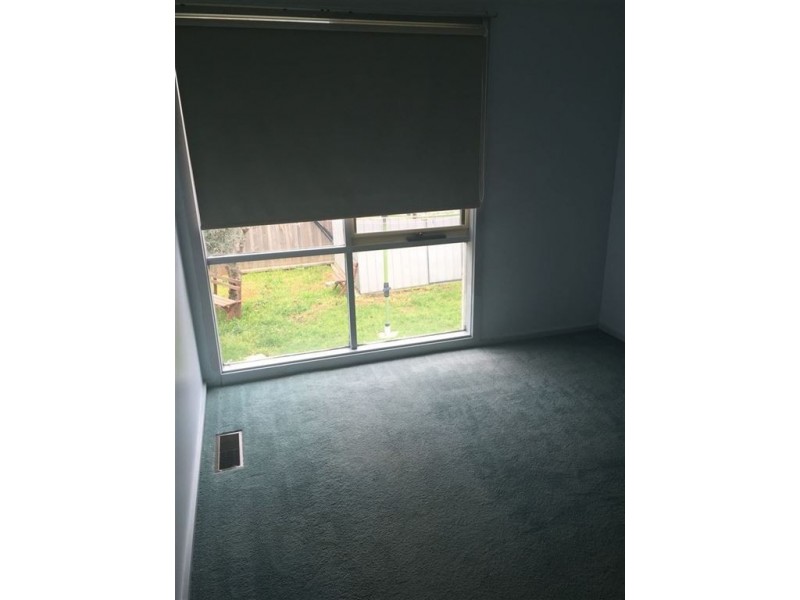 8 Fitzgerald Road, Hallam VIC 3803