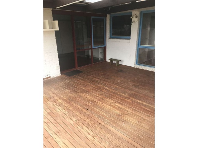 8 Fitzgerald Road, Hallam VIC 3803