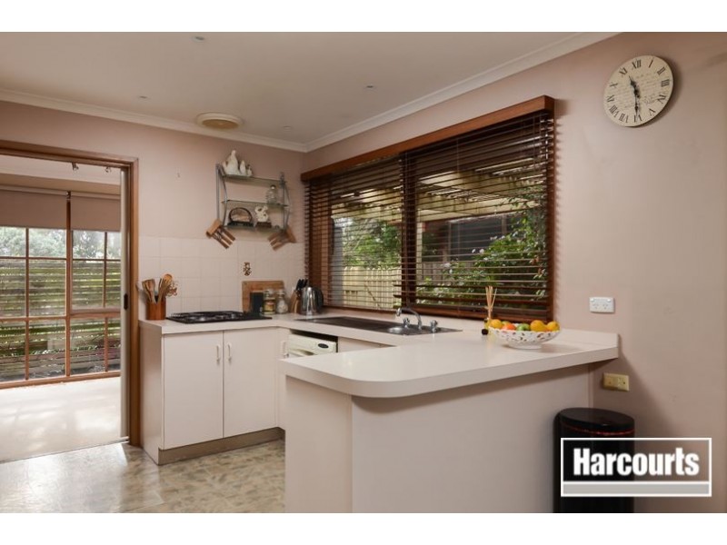 14 Brentwood Drive, Cranbourne North VIC 3977