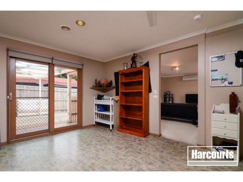 14 Brentwood Drive, Cranbourne North VIC 3977