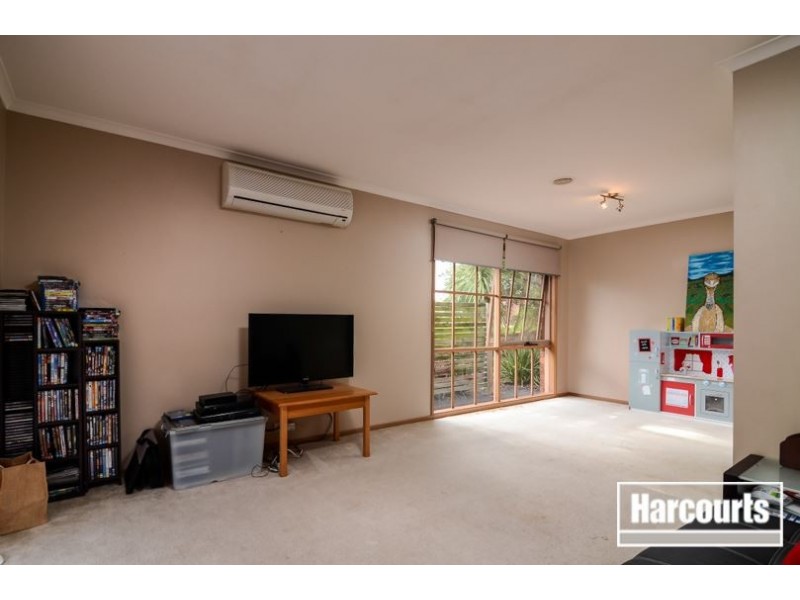 14 Brentwood Drive, Cranbourne North VIC 3977