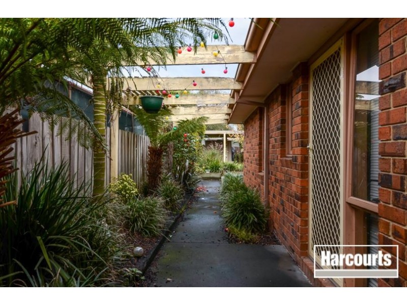 14 Brentwood Drive, Cranbourne North VIC 3977