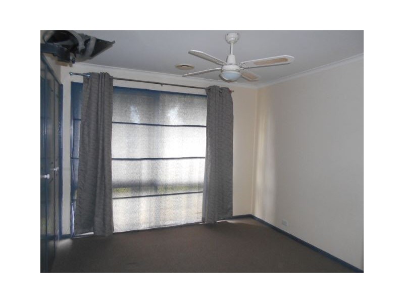 11 Barkly Street, Cranbourne VIC 3977