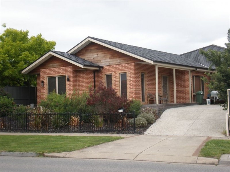 51 Littlecroft Avenue, Narre Warren South VIC 3805