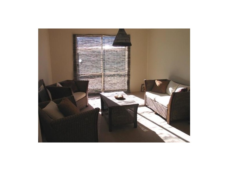 24 Chatswood Drive, Narre Warren South VIC 3805